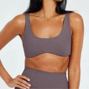 Pepper Athlux Ribbed Sports Bra Top in Peppercorn